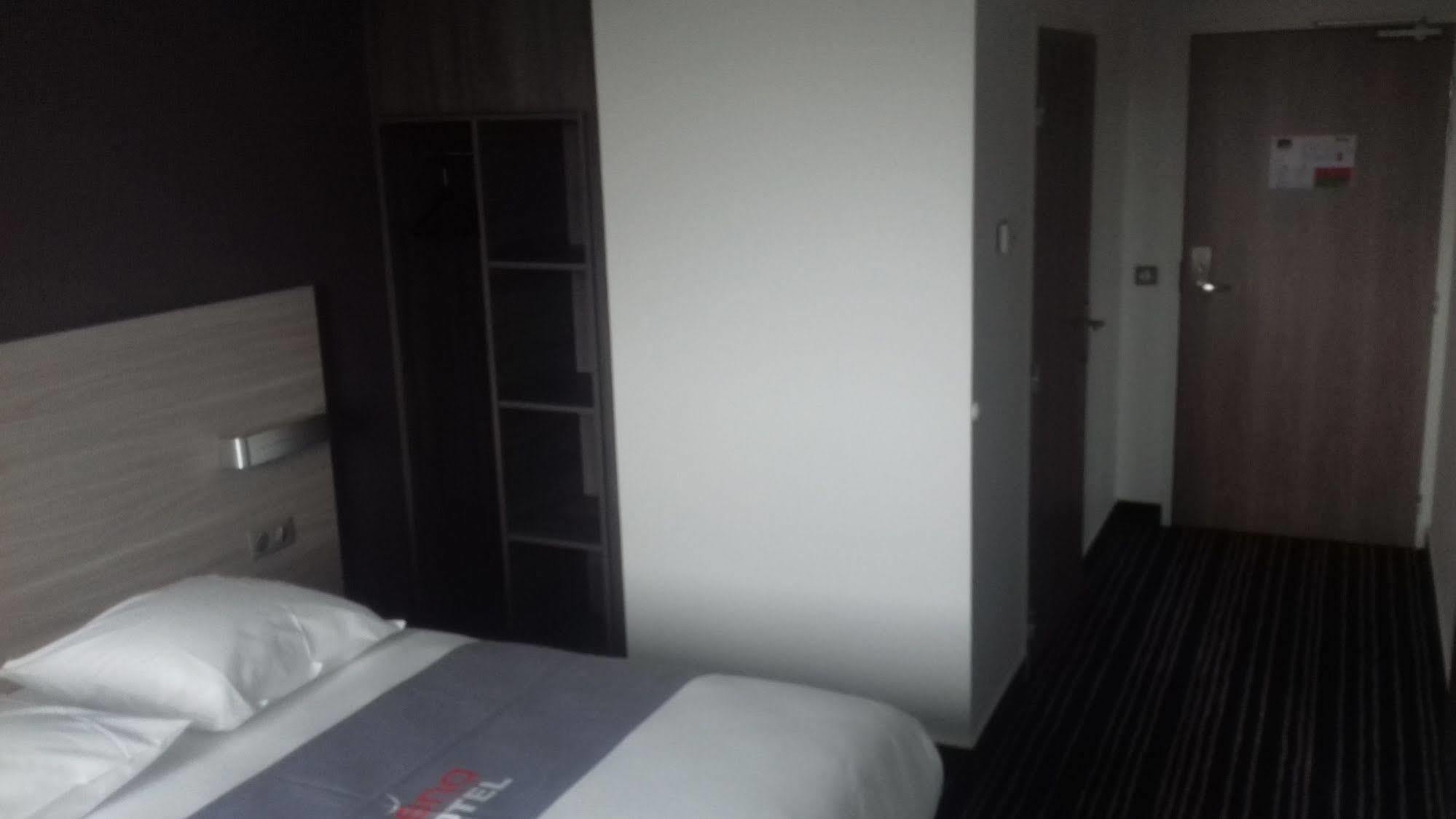 Hotel Arena 툴루즈 외부 사진